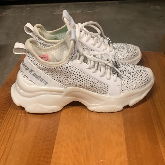 Juicy Couture Adana White Rhinestone Trainer Sneakers Lace-Up Chunky Size 6.5 - Picture 12 of 17